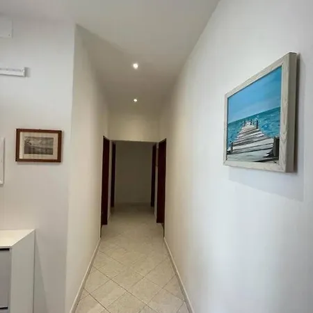 Apartment A Due Passi Dal Mare